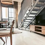 Centric Elegant & Private Terrace